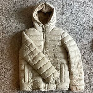 New Hollister Men’s puffer jacket size Small